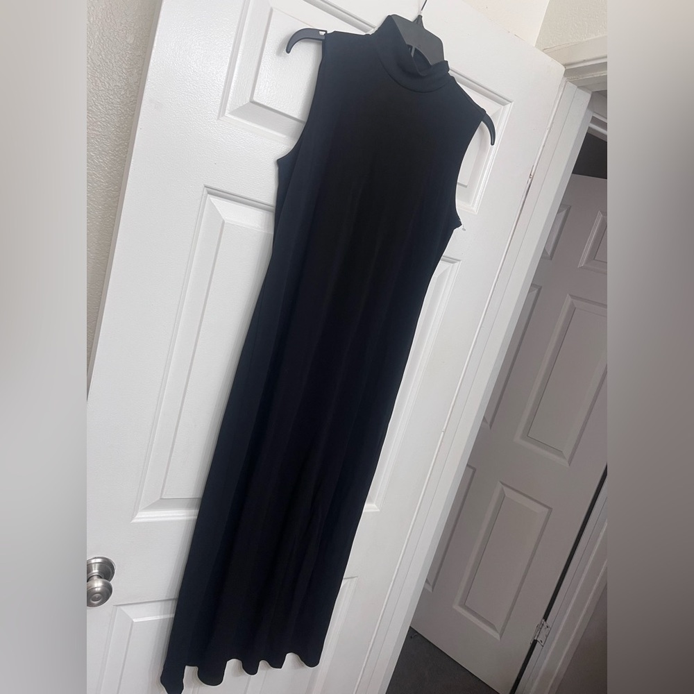 Liz Claiborne Black Sleeveless long Dress with turtleneck
